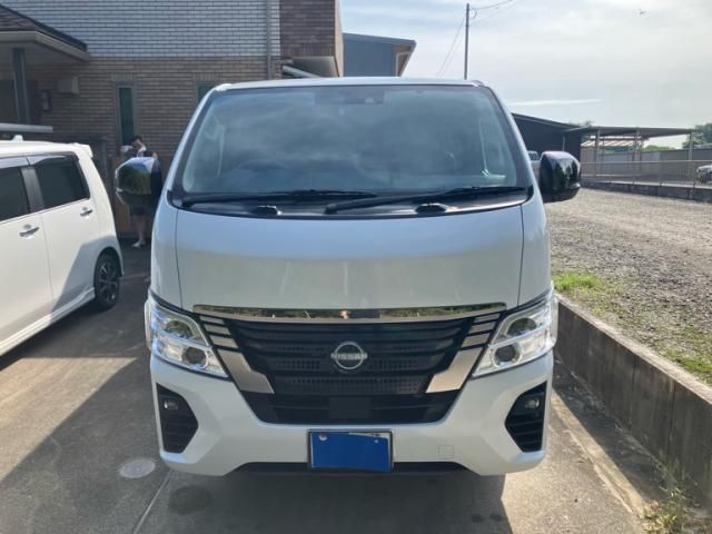 Nissan Caravan VAN
