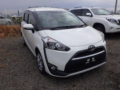 Toyota Sienta