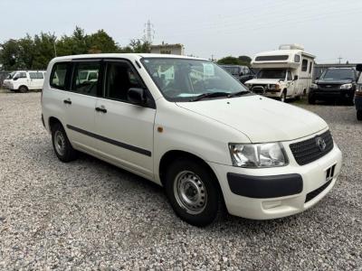 Toyota Succeed VAN
