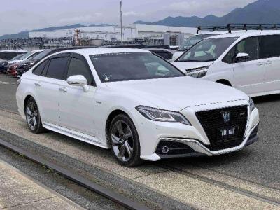 Toyota Crown Hybrid