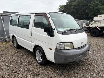 Nissan Vanette VAN