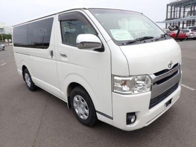 Toyota Regius ACE VAN