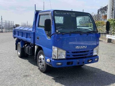 Isuzu ELF Truck