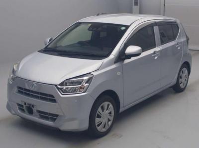 Daihatsu Mira ES