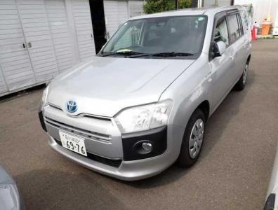 Toyota Succeed VAN