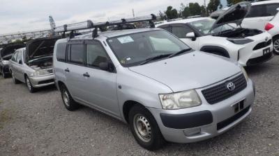 Toyota Succeed VAN