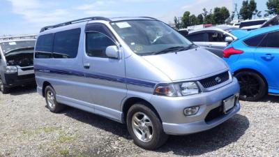 Toyota Hiace Regius