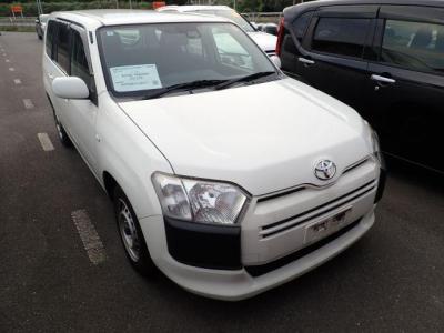 Toyota Succeed VAN