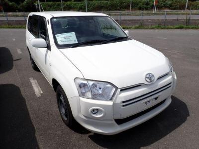 Toyota Succeed VAN