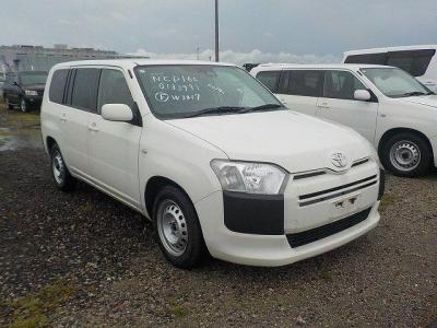 Toyota Succeed VAN