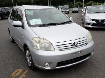 Toyota Raum