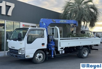 Isuzu ELF VAN