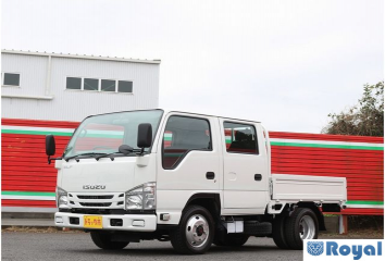 Isuzu ELF VAN