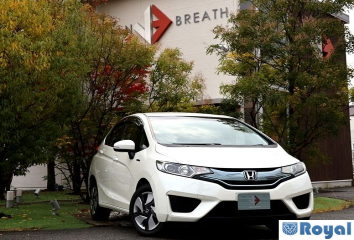 Honda FIT Hybrid