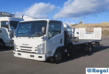 Isuzu ELF VAN