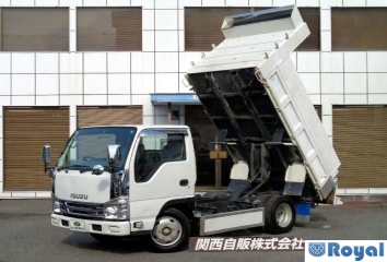 Isuzu ELF Truck