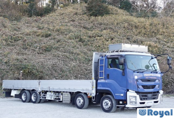 Isuzu Giga
