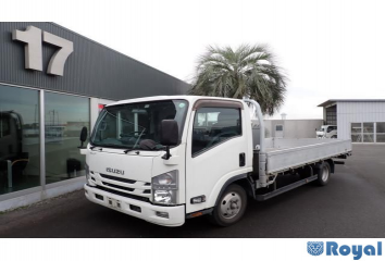 Isuzu ELF VAN