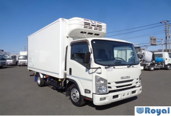 Isuzu ELF VAN