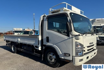 Isuzu ELF VAN