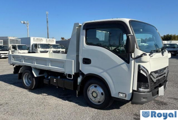 Isuzu ELF VAN