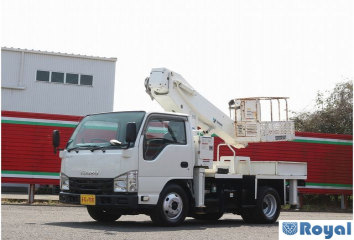 Isuzu ELF VAN