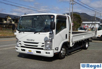 Isuzu ELF VAN