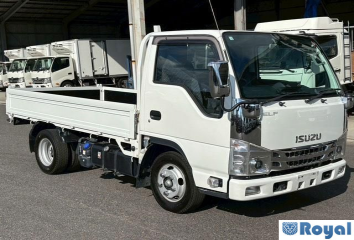 Isuzu ELF VAN
