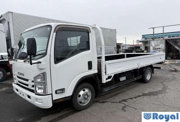 Isuzu ELF VAN