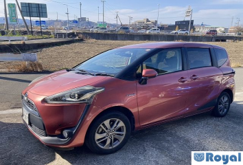 Toyota Sienta
