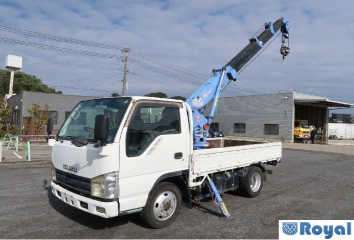 Isuzu ELF VAN