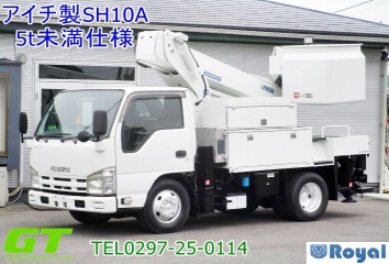 Isuzu ELF VAN
