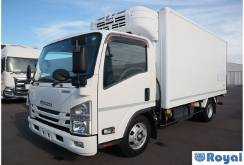 Isuzu ELF VAN
