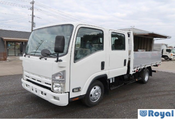 Isuzu ELF VAN