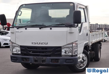Isuzu ELF VAN