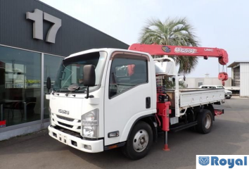 Isuzu ELF VAN