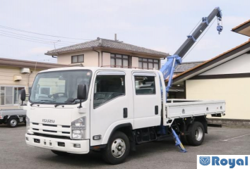 Isuzu ELF VAN