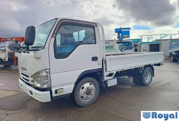 Isuzu ELF VAN
