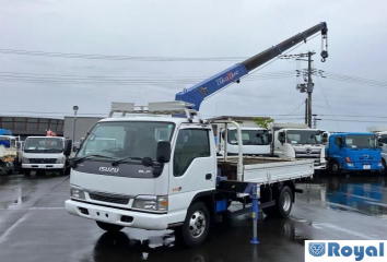 Isuzu ELF VAN
