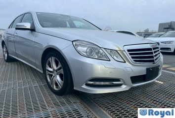 Mercedes Benz Mercedes Benz E Class Sedan