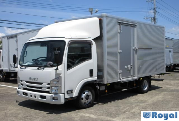 Isuzu ELF VAN