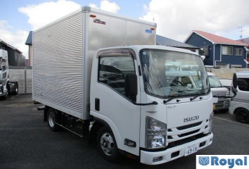 Isuzu ELF VAN