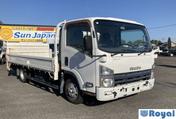 Isuzu ELF VAN