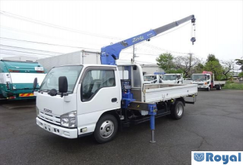 Isuzu ELF VAN