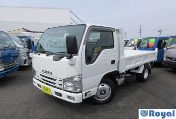 Isuzu ELF Truck