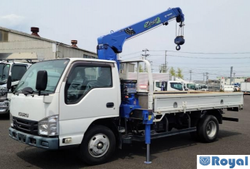 Isuzu ELF VAN