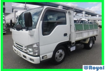 Isuzu ELF VAN
