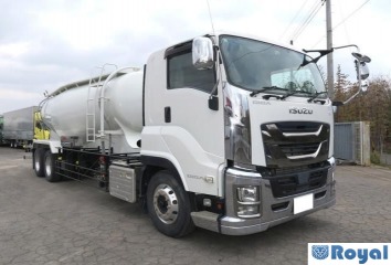Isuzu Giga