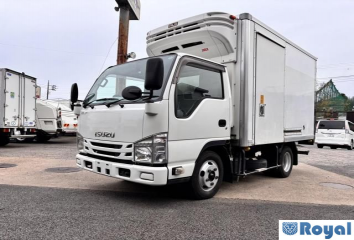 Isuzu ELF VAN