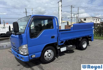 Isuzu ELF VAN